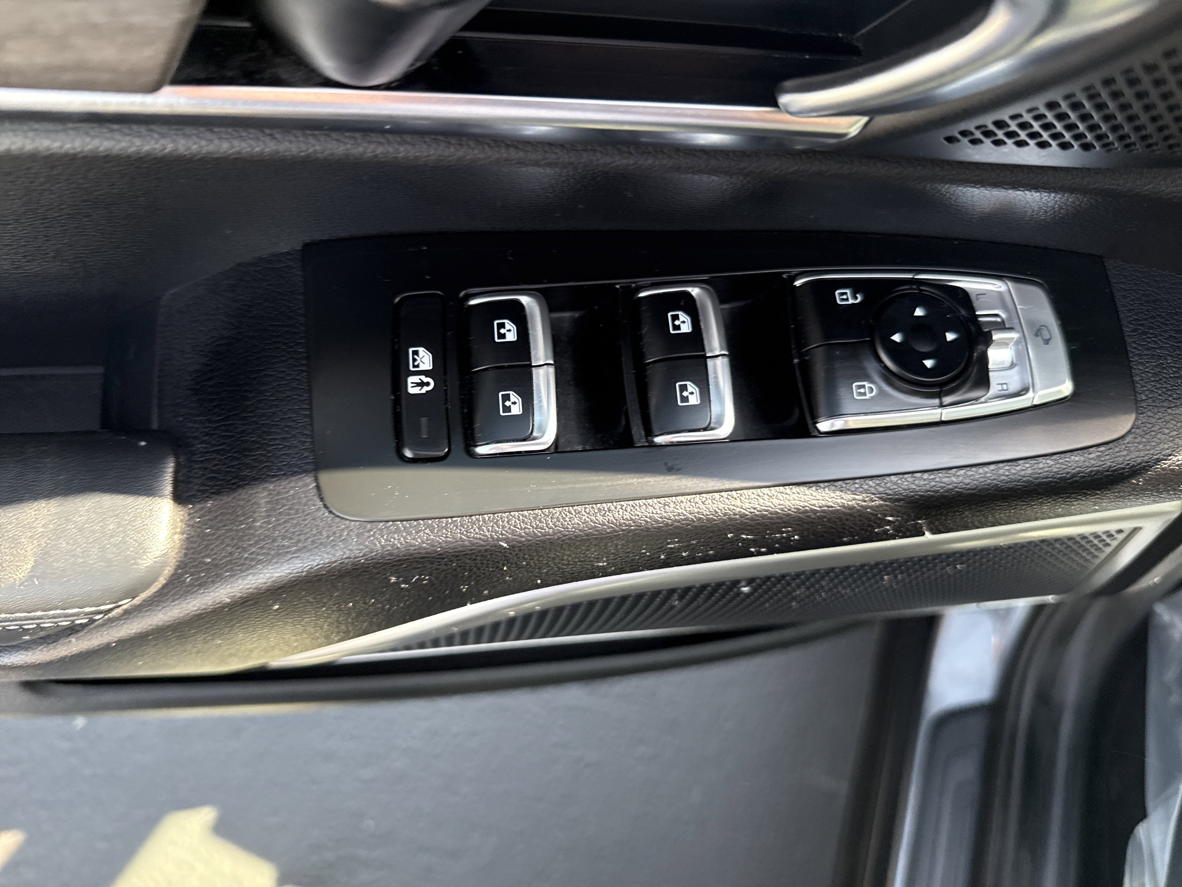 Used 2021 Kia Telluride EX w/ EX Premium Package AWD/4WD image 14