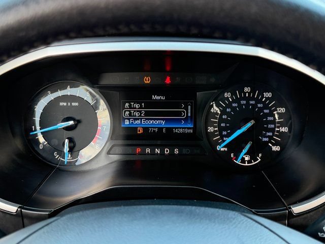 Certified 2018 Ford Edge SEL FWD image 6
