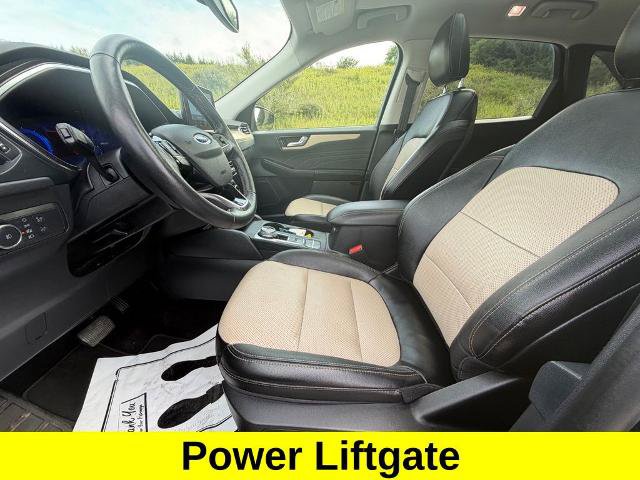 Certified 2022 Ford Escape Titanium w/ Titanium Elite Package AWD/4WD image 16
