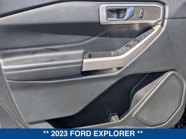 Certified 2023 Ford Explorer XLT w/ Equipment Group 202A RWD image 10