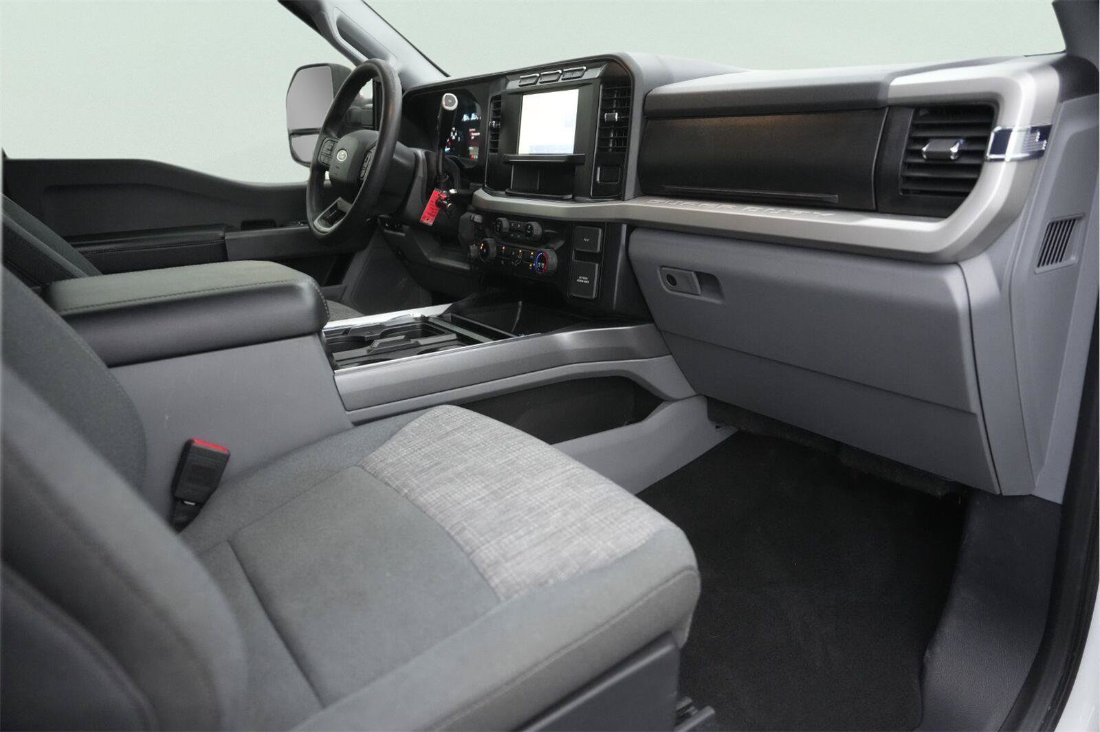 Certified 2023 Ford F250 XLT w/ 360-Degree Camera Package AWD/4WD image 17