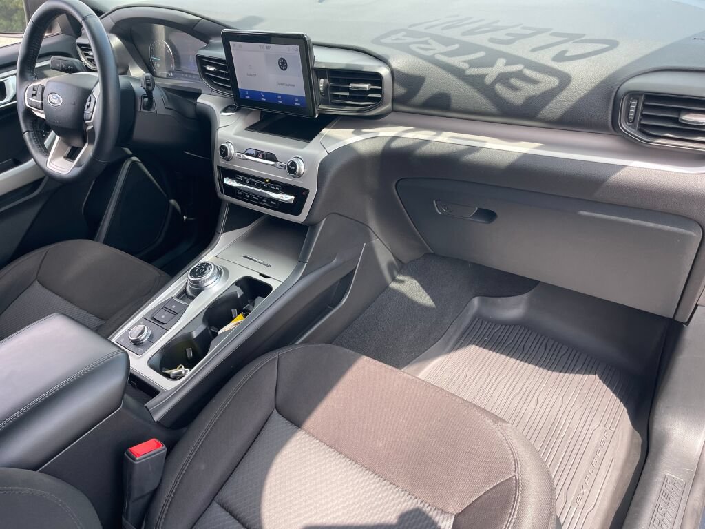 Certified 2023 Ford Explorer XLT AWD/4WD image 35