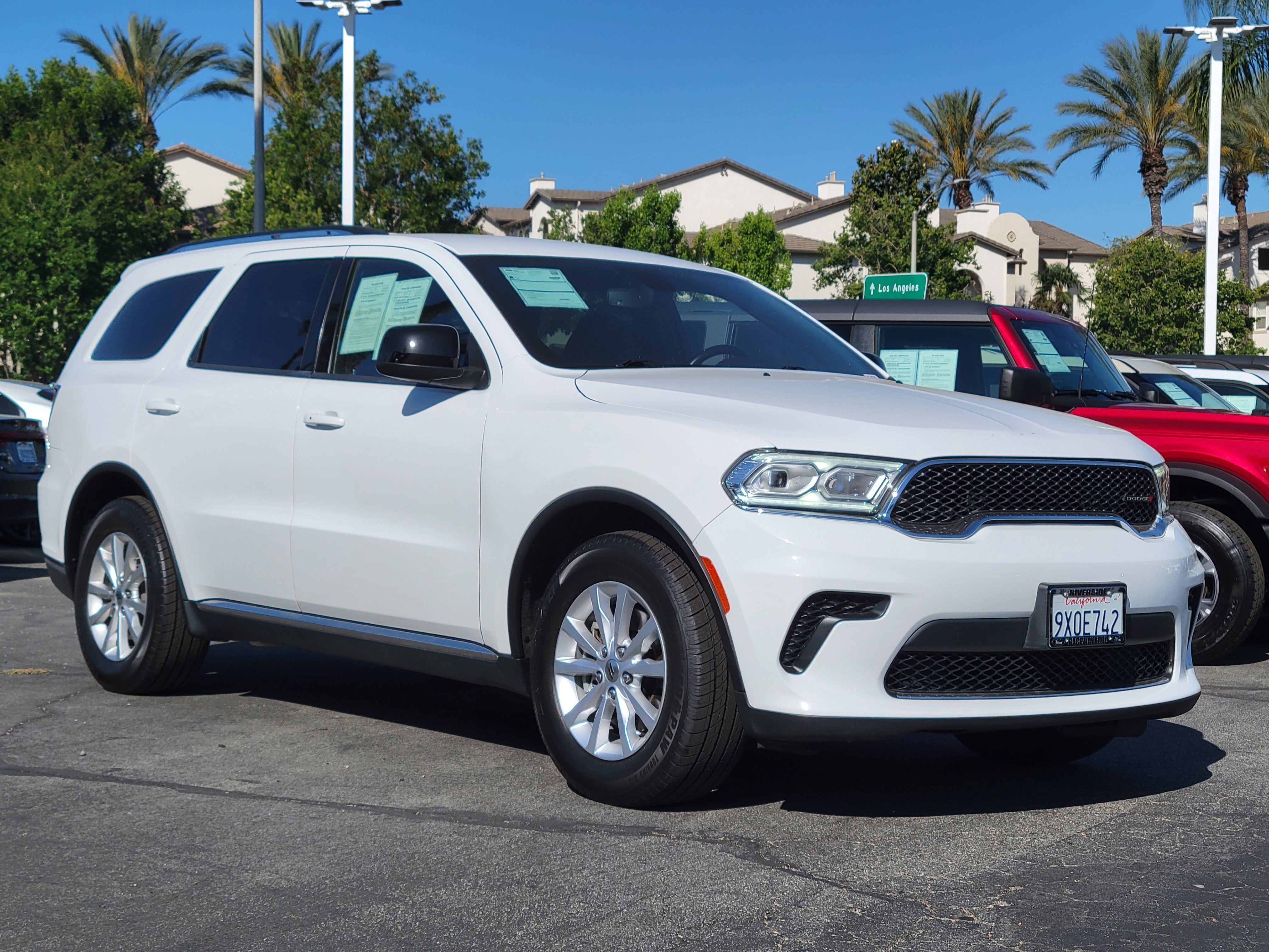 Used 2023 Dodge Durango SXT RWD image 1