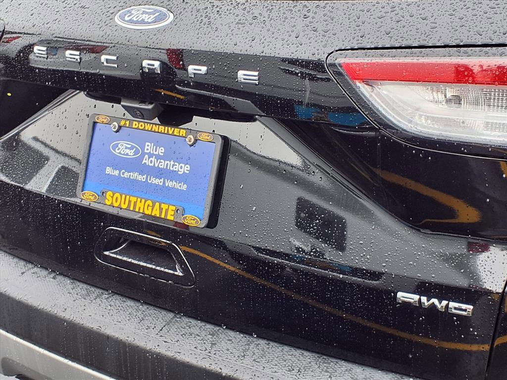 Certified 2022 Ford Escape SE image 23