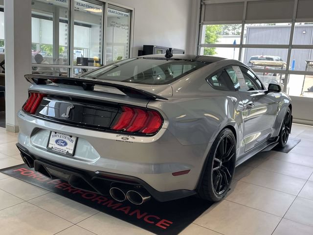 Certified 2021 Ford Mustang Shelby GT500 w/ Technology Package RWD image 3