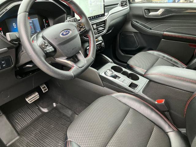 Certified 2024 Ford Escape ST-Line w/ Tech Pack #1 AWD/4WD image 24