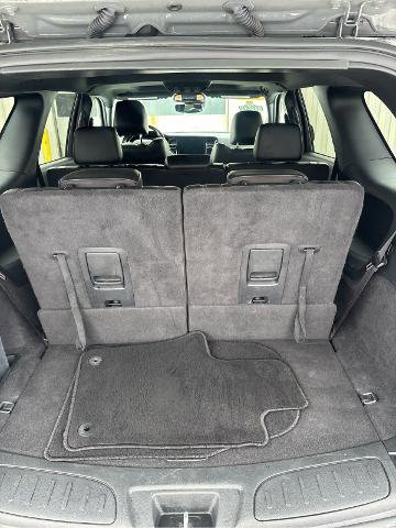 Used 2023 Dodge Durango GT image 11