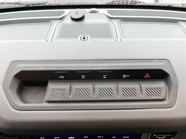 Certified 2025 Ford Bronco Badlands AWD/4WD image 31