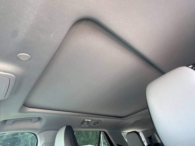Certified 2021 Ford Explorer XLT w/ Equipment Group 202A RWD image 37