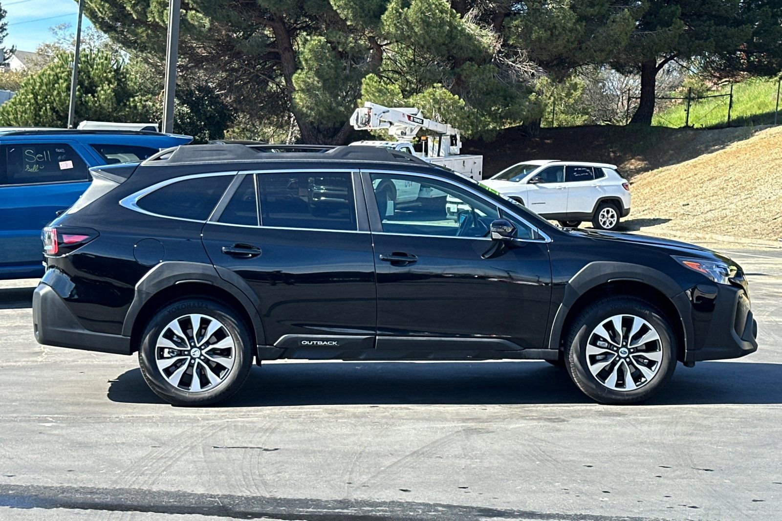 Used 2024 Subaru Outback Limited image 7