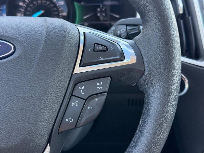 Certified 2020 Ford Edge SEL w/ Convenience Package FWD image 19