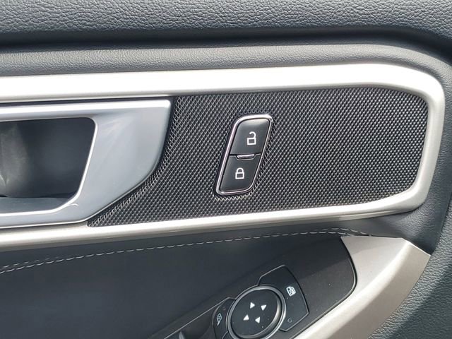 Certified 2023 Ford Explorer XLT w/ Equipment Group 202A image 11