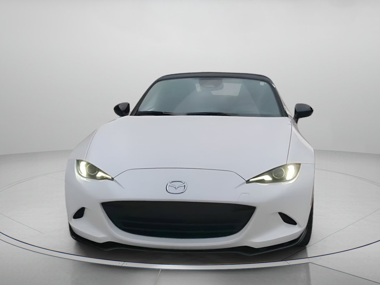 Used 2024 MAZDA MX-5 Miata Club RWD image 8