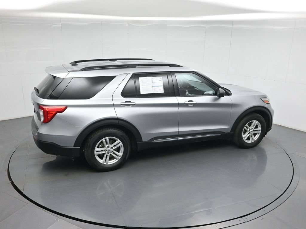 Certified 2022 Ford Explorer XLT RWD image 54