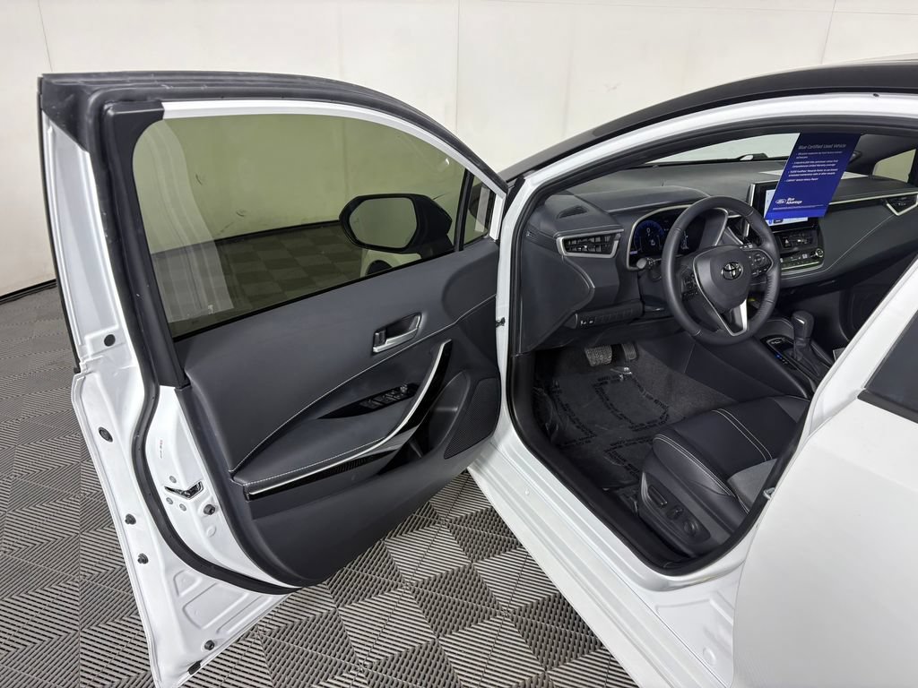 Used 2026 Toyota Corolla XSE FWD image 11