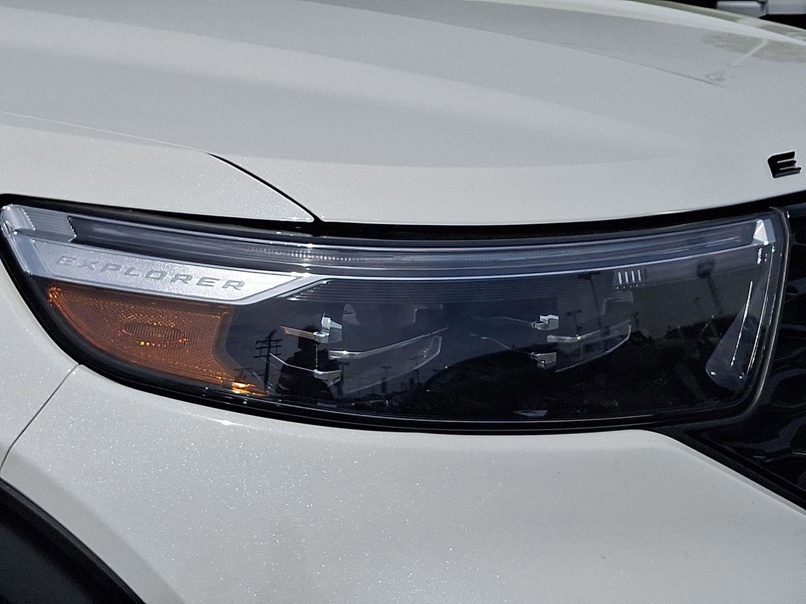 Certified 2023 Ford Explorer ST w/ Equipment Group 401A AWD/4WD image 9