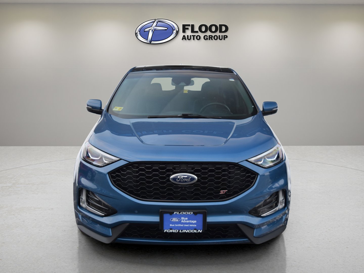 Certified 2019 Ford Edge ST w/ Equipment Group 401A image 2