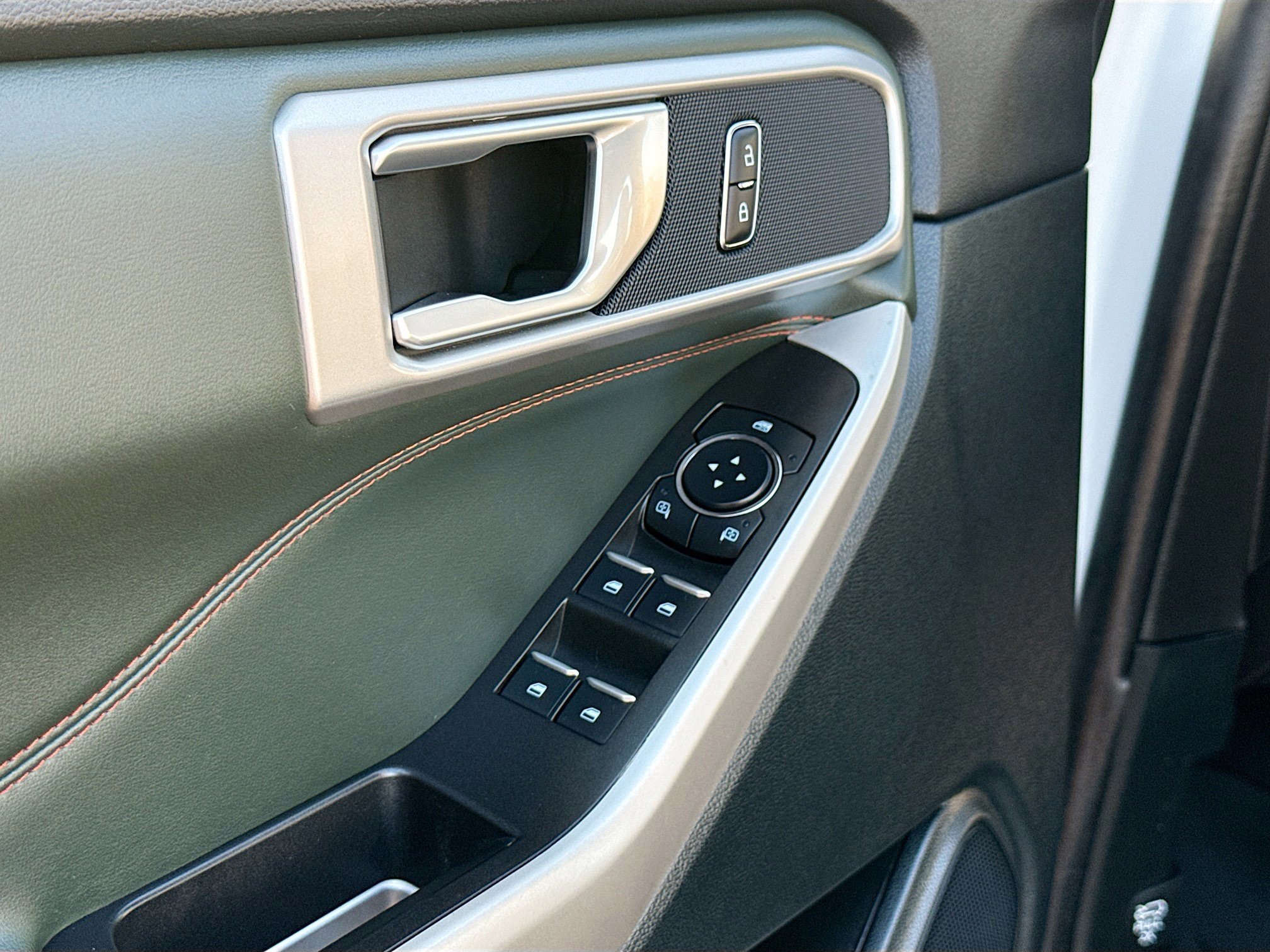 Certified 2023 Ford Explorer Timberline image 11