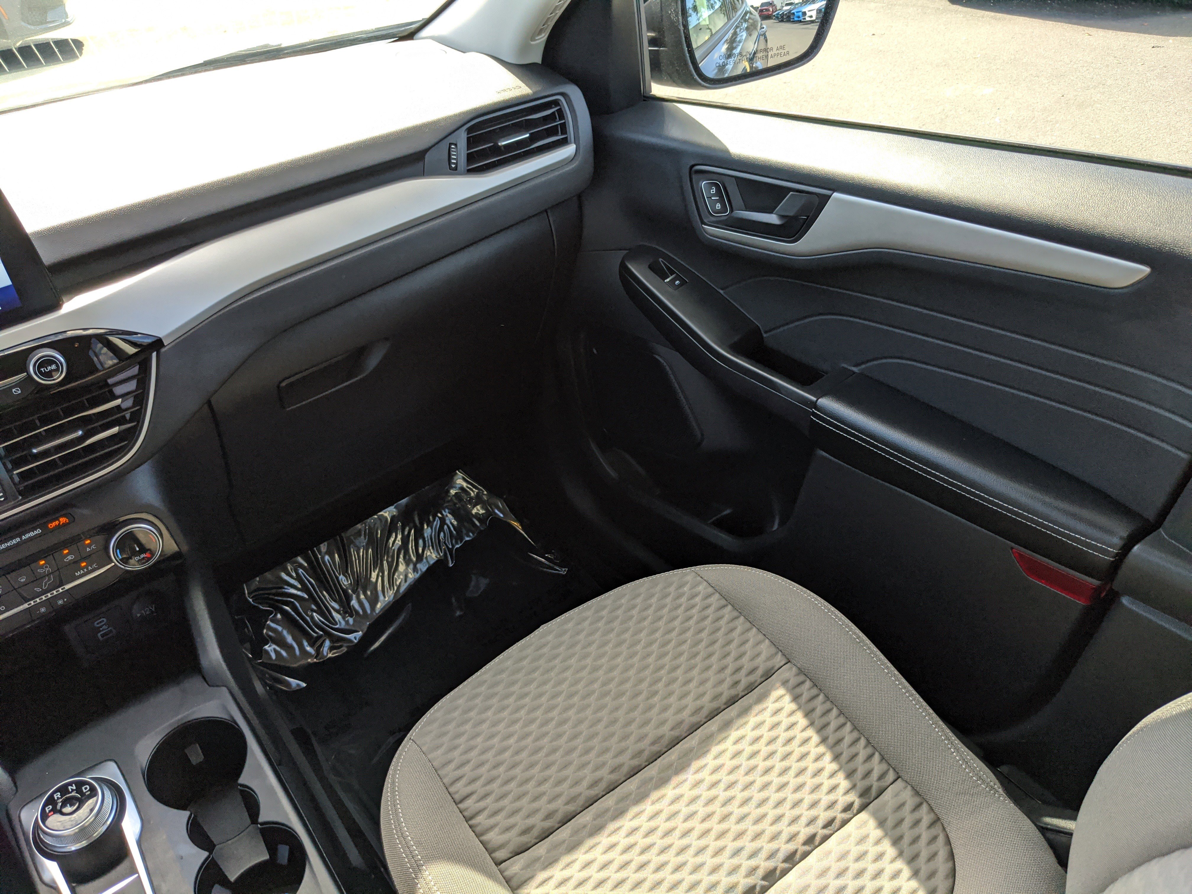 Certified 2022 Ford Escape SE w/ SE Sport Appearance Package image 21