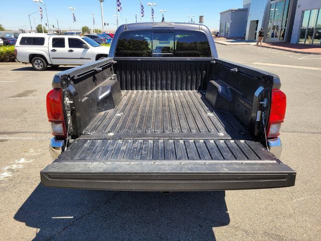 Used 2022 Toyota Tacoma SR5 RWD image 10