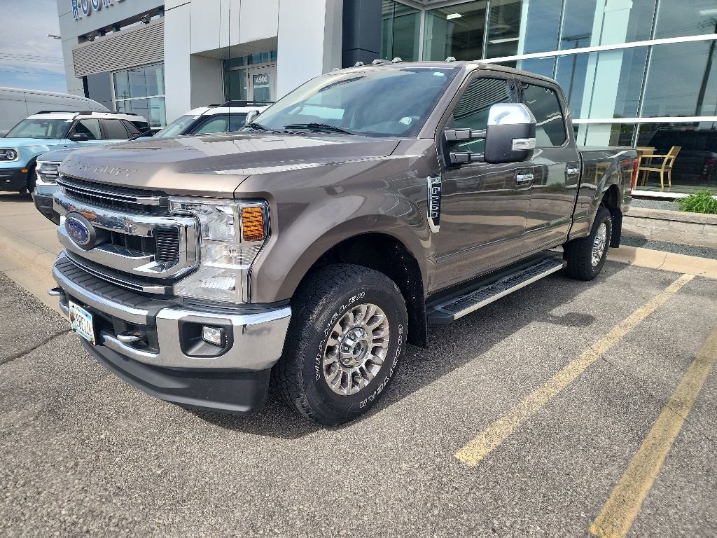 Certified 2021 Ford F250 XLT w/ XLT Premium Package AWD/4WD image 4