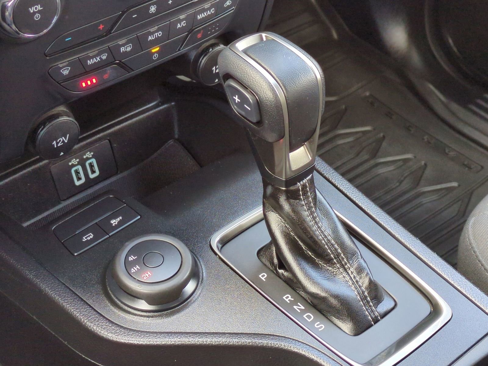 Certified 2023 Ford Ranger XLT w/ Equipment Group 302A High image 36