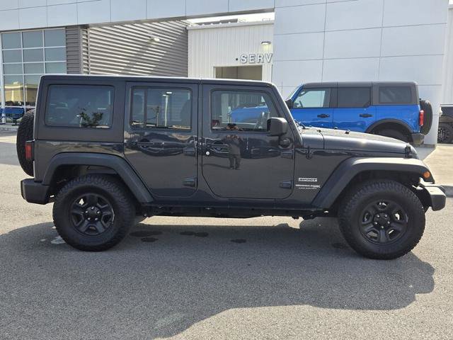 Used 2018 Jeep Wrangler Unlimited Sport AWD/4WD image 4