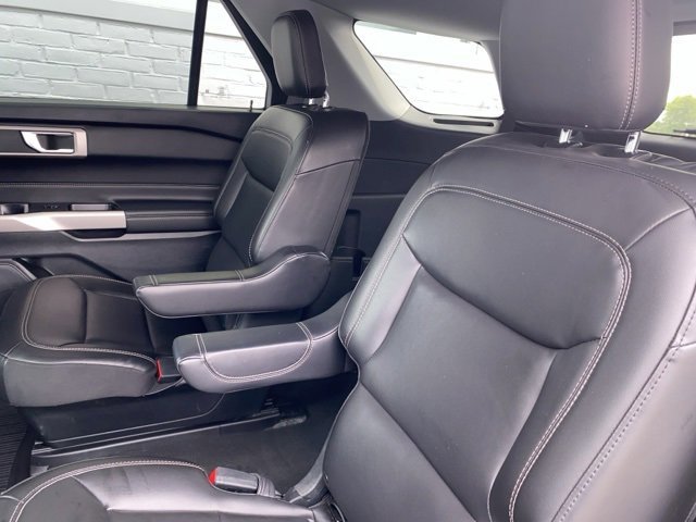 Certified 2022 Ford Explorer XLT w/ Equipment Group 202A image 22