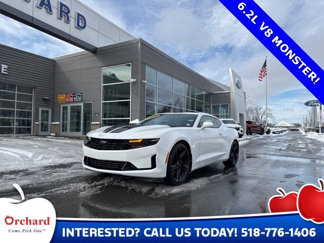 Used 2021 Chevrolet Camaro LT w/ Technology Package image 1