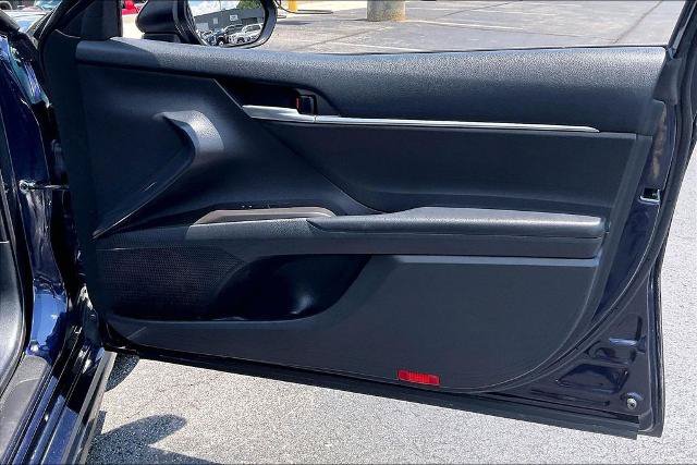 Used 2022 Toyota Camry SE FWD image 23