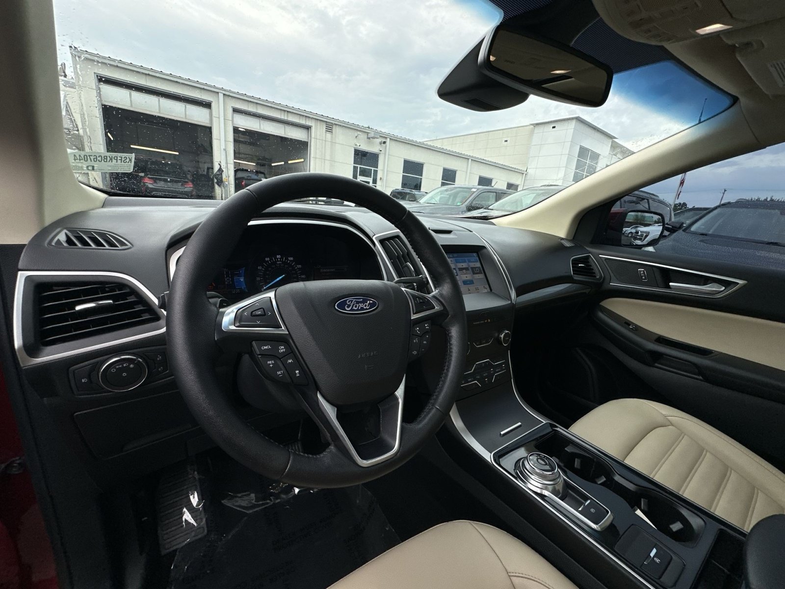 Certified 2019 Ford Edge SEL w/ Equipment Group 201A AWD/4WD image 31
