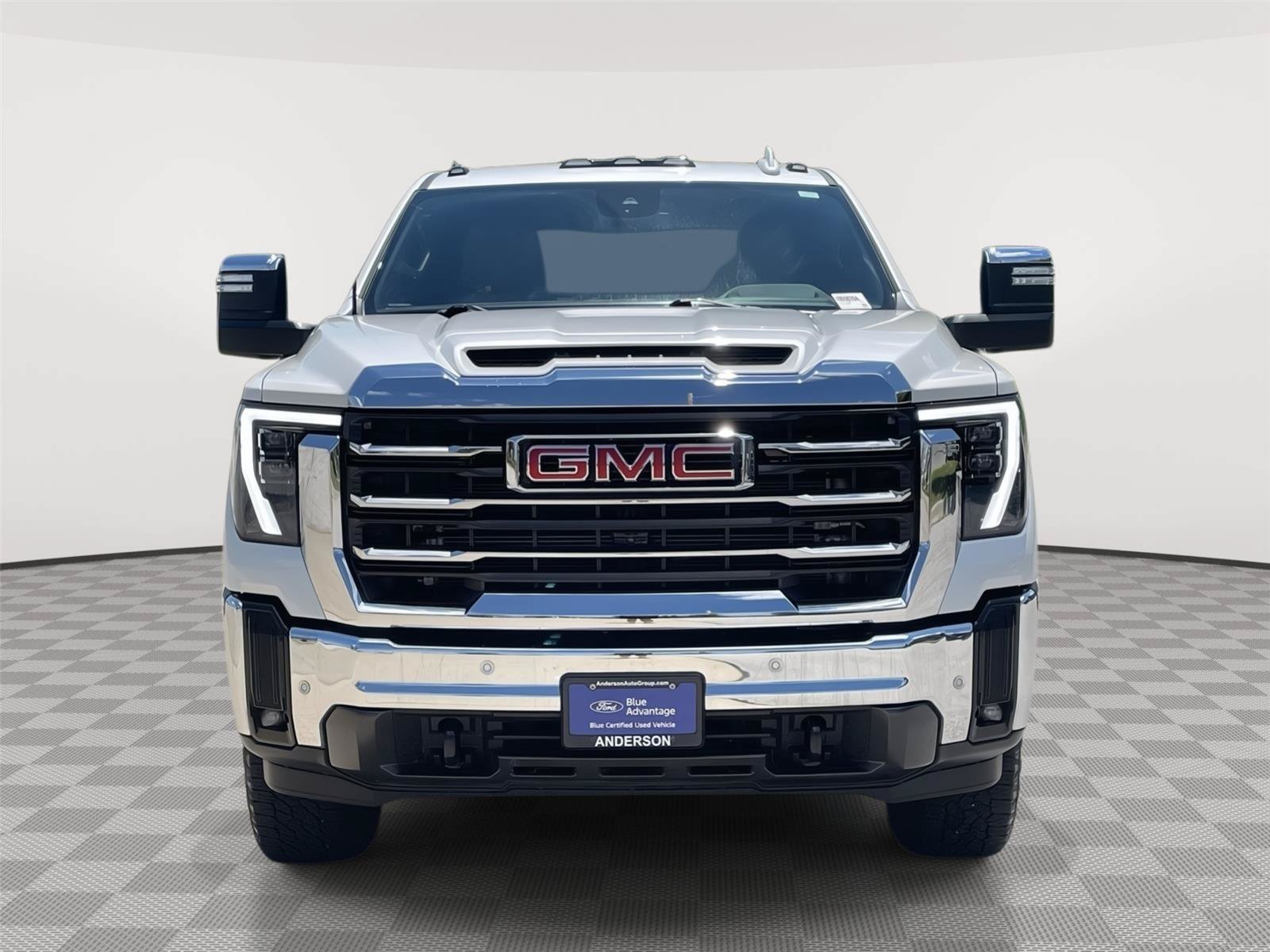 Used 2024 GMC Sierra 2500 SLT w/ SLT Premium Package AWD/4WD image 4