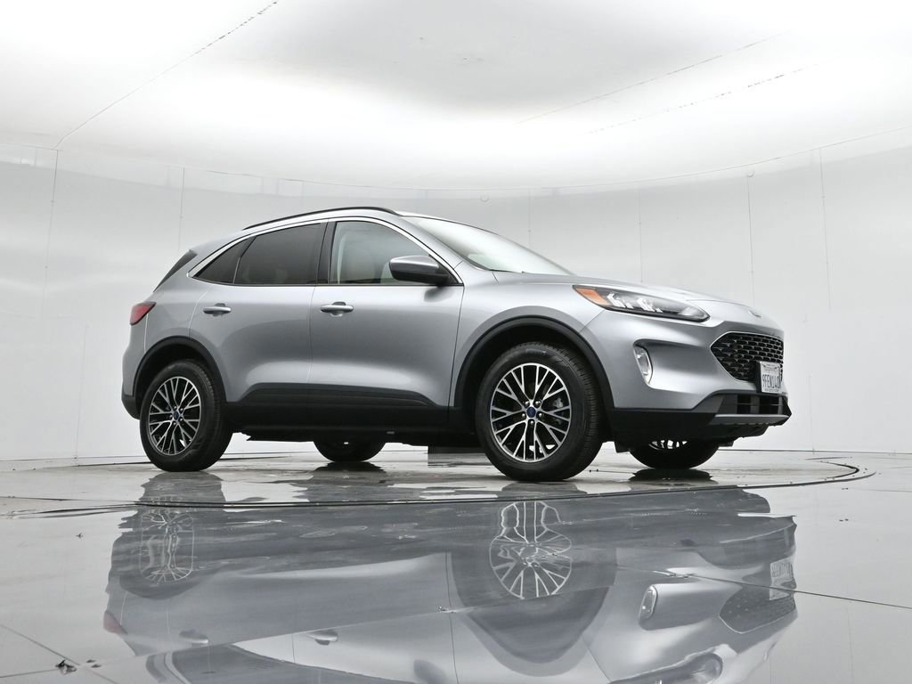 Certified 2022 Ford Escape SEL image 2