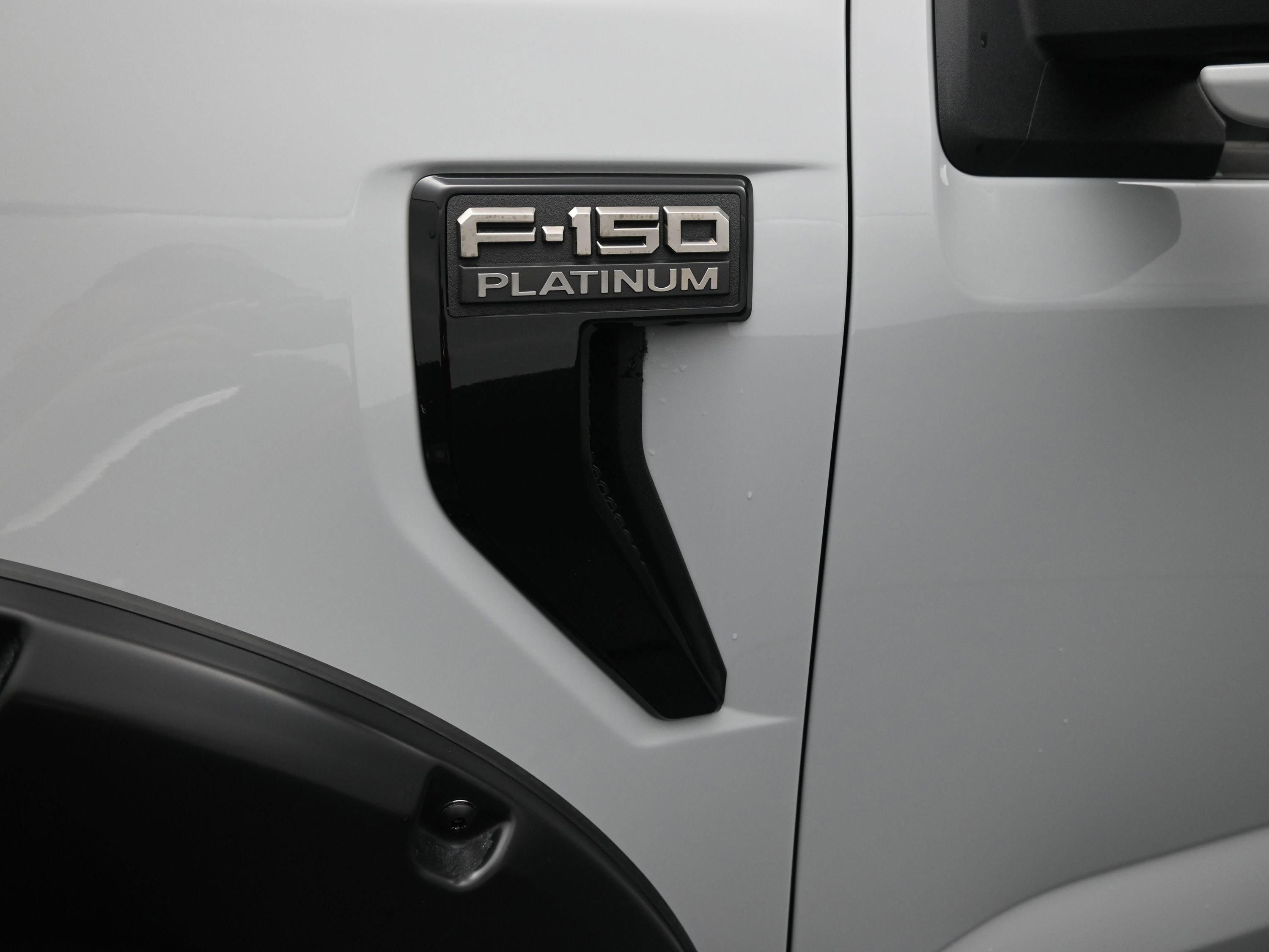 Certified 2024 Ford F150 Platinum w/ Equipment Group 702A High image 45