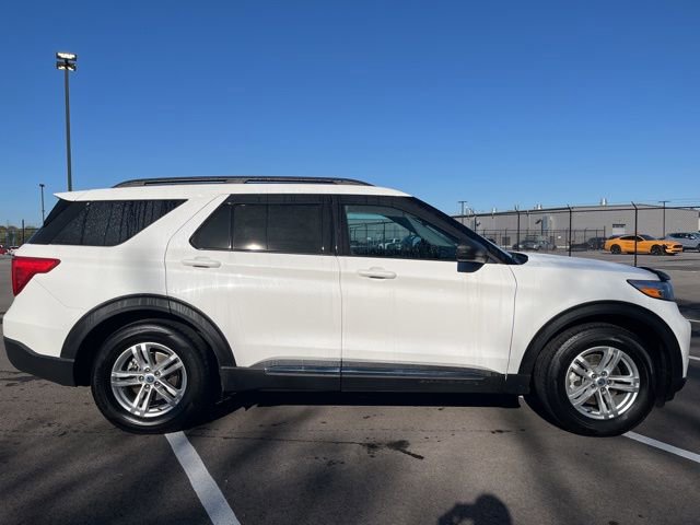 Certified 2023 Ford Explorer XLT image 5