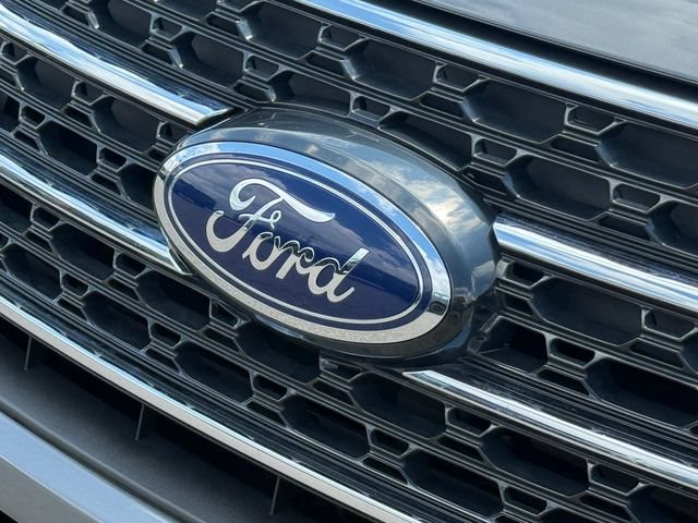 Certified 2023 Ford Explorer XLT w/ Equipment Group 202A AWD/4WD image 25