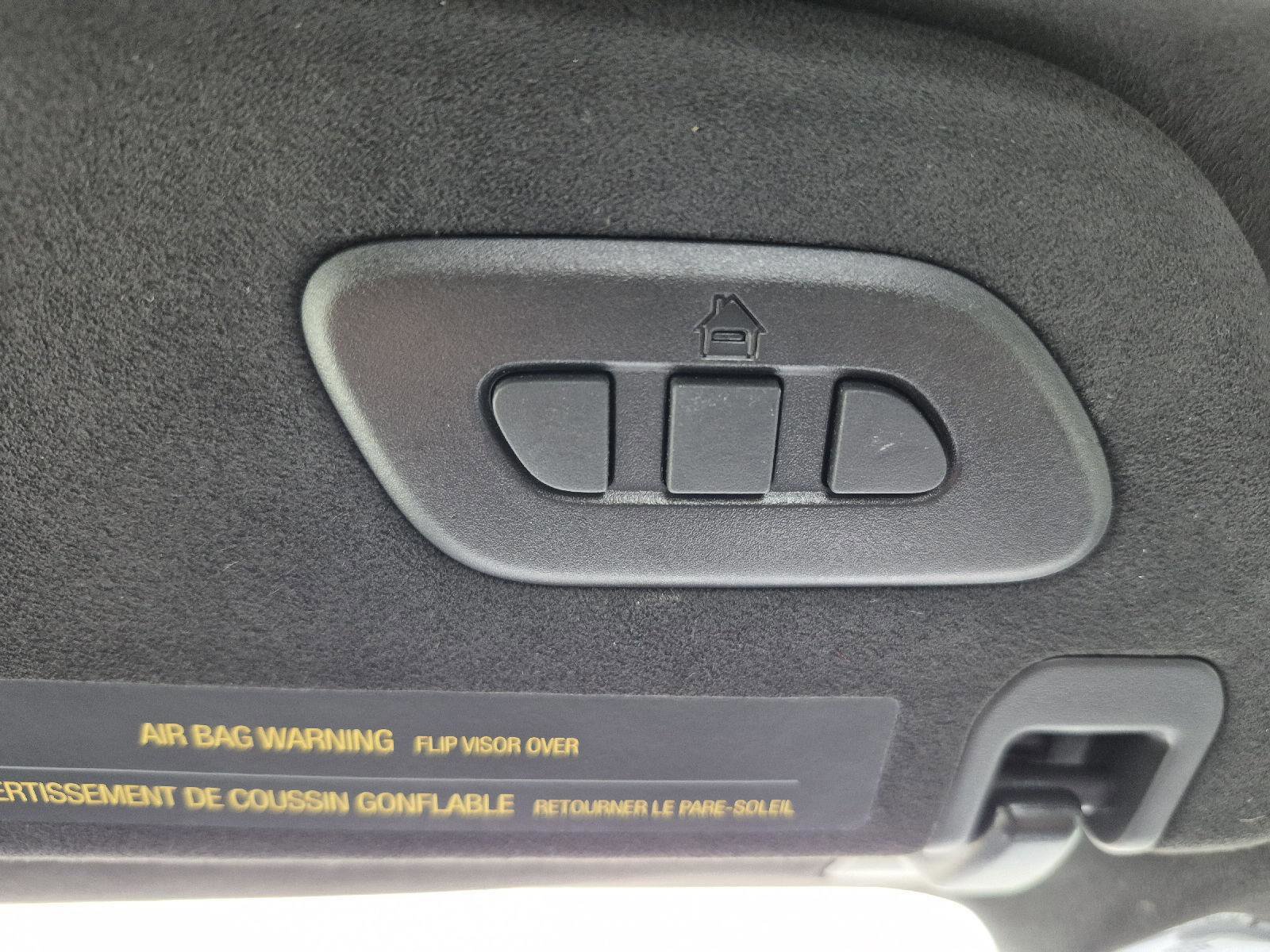 Used 2022 Chevrolet Corvette Stingray Premium Conv w/ Z51 Performance Package image 14