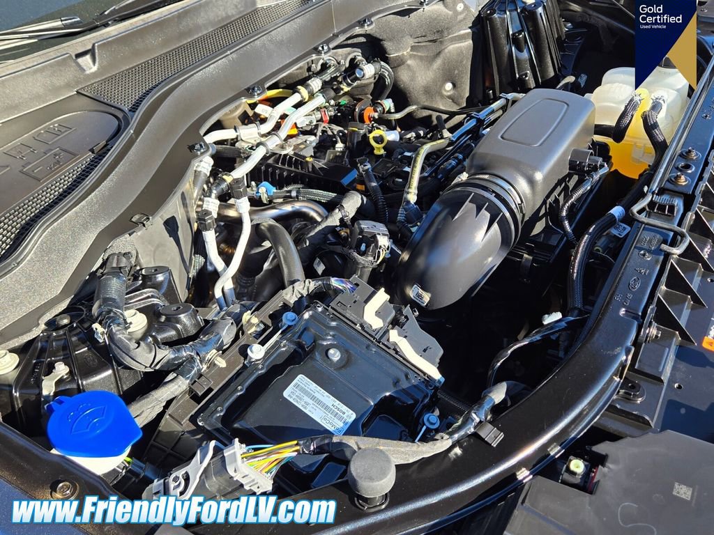 Certified 2024 Ford Explorer XLT RWD image 16