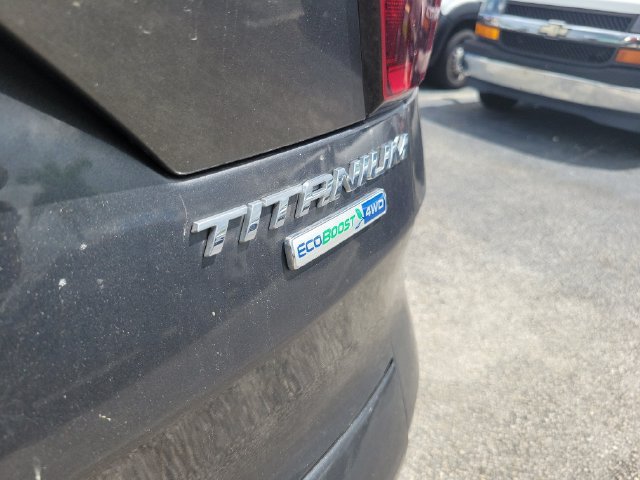 Certified 2019 Ford Escape Titanium w/ U9j03 - Titanium Tow Package AWD/4WD image 6
