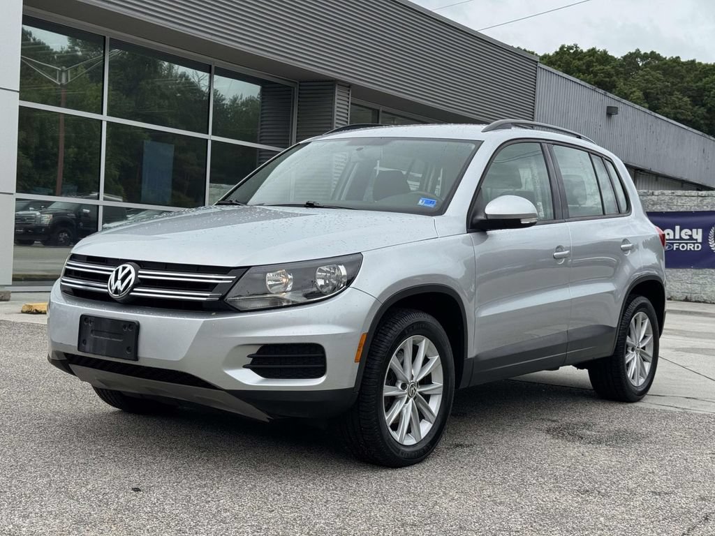 Used 2018 Volkswagen Tiguan Limited w/ Premium Package FWD image 24