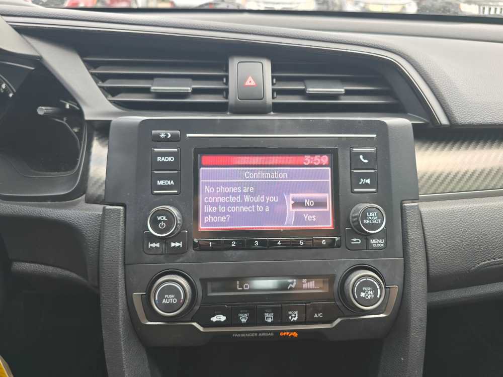 Used 2018 Honda Civic Sport image 13