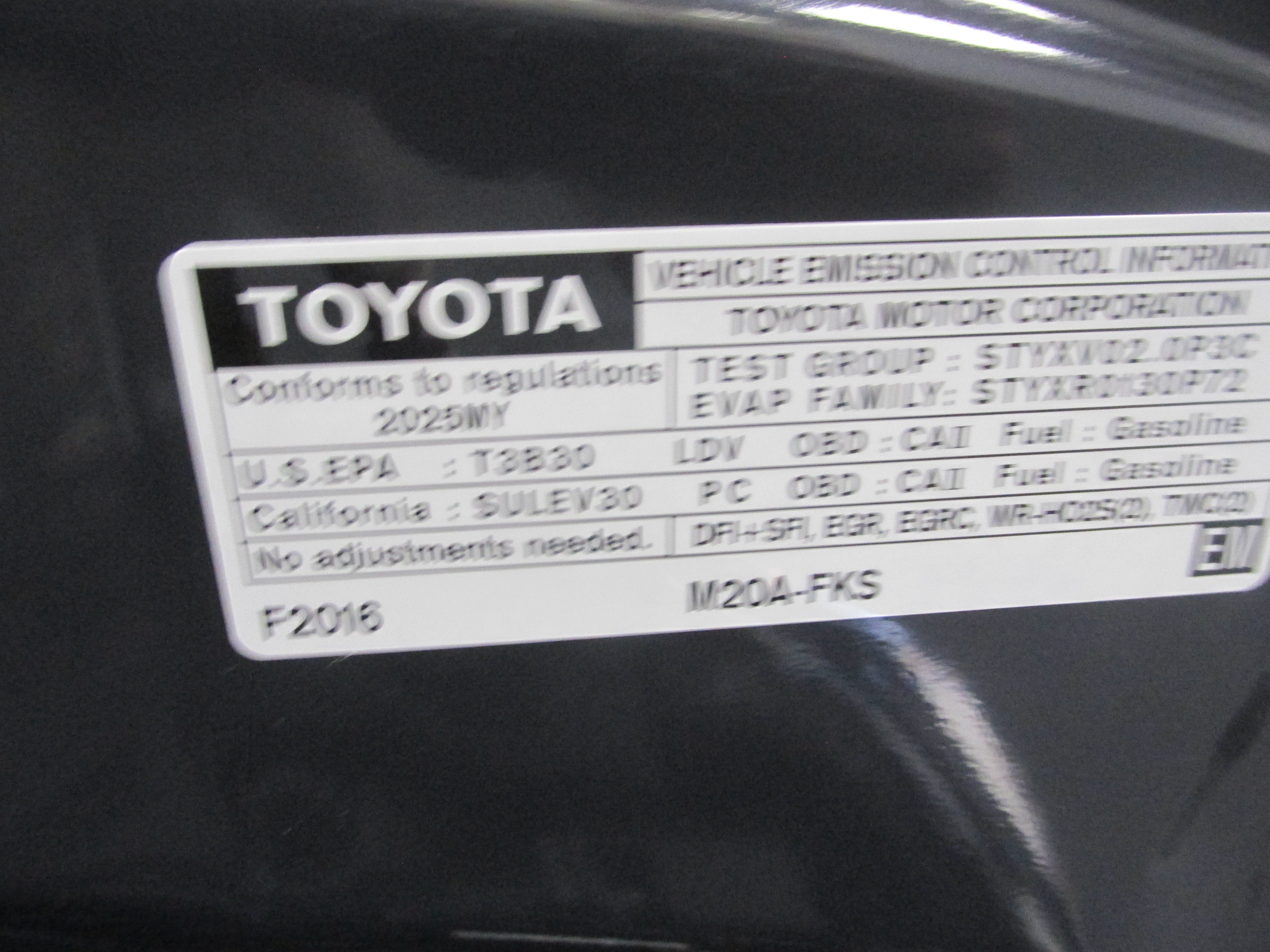 Used 2025 Toyota Corolla LE FWD image 39