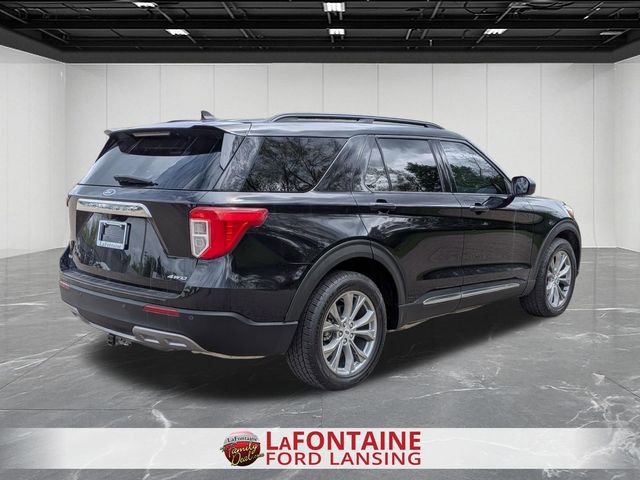 Certified 2022 Ford Explorer XLT w/ Equipment Group 202A AWD/4WD image 5