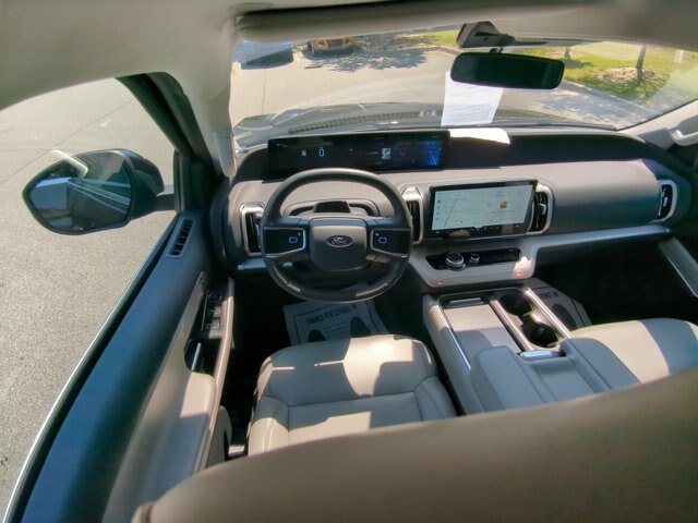 Certified 2025 Ford Expedition Active RWD image 32