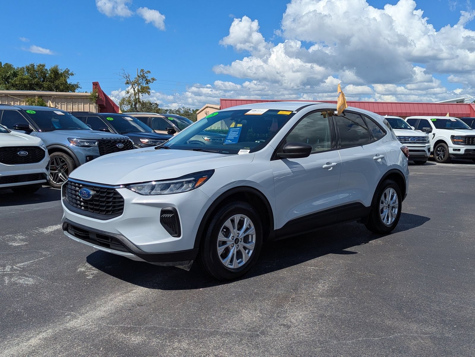 Certified 2025 Ford Escape Active FWD image 5
