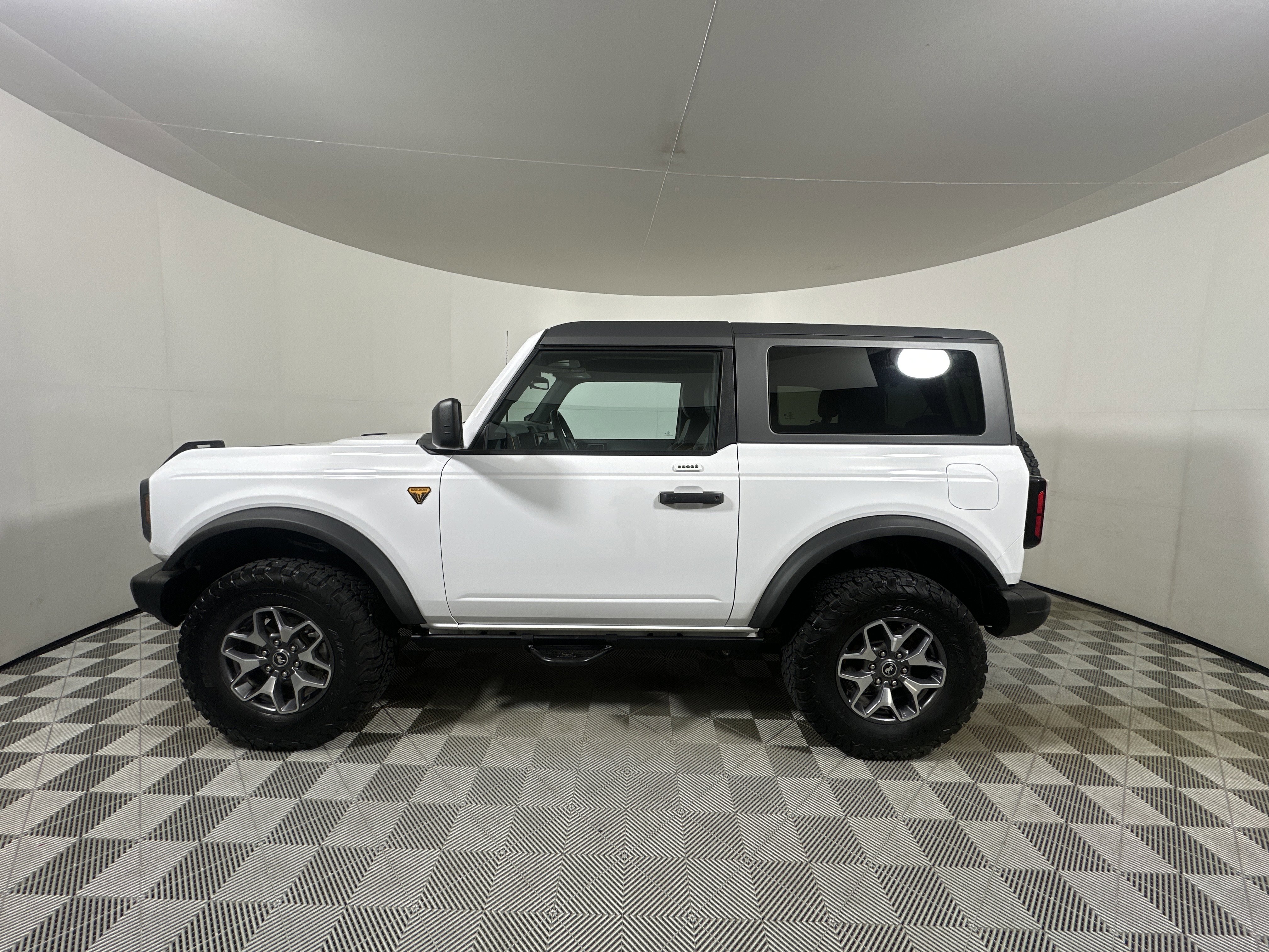 Certified 2023 Ford Bronco Badlands AWD/4WD image 4