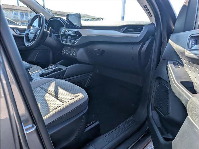 Certified 2020 Ford Escape SE image 21