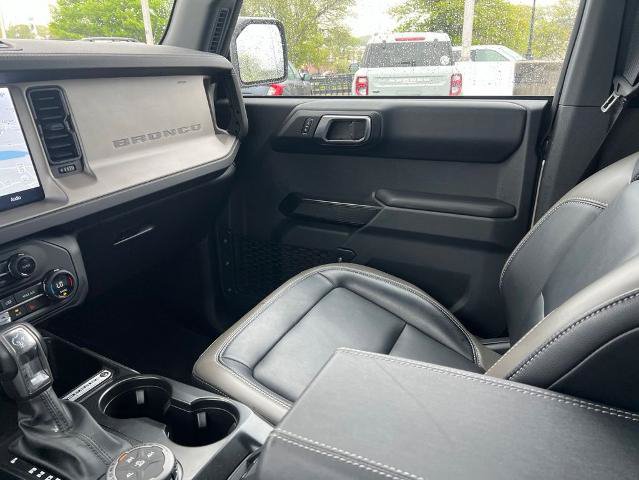 Certified 2025 Ford Bronco Outer Banks AWD/4WD image 31