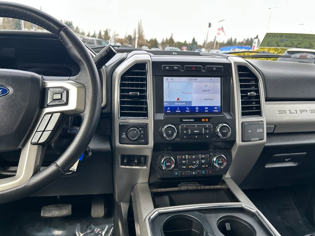Certified 2020 Ford F350 Lariat image 24