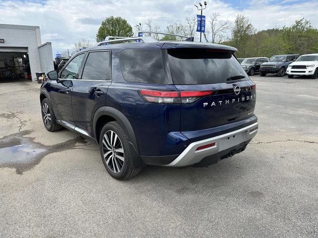 Used 2025 Nissan Pathfinder Platinum w/ Cargo Package FWD image 5
